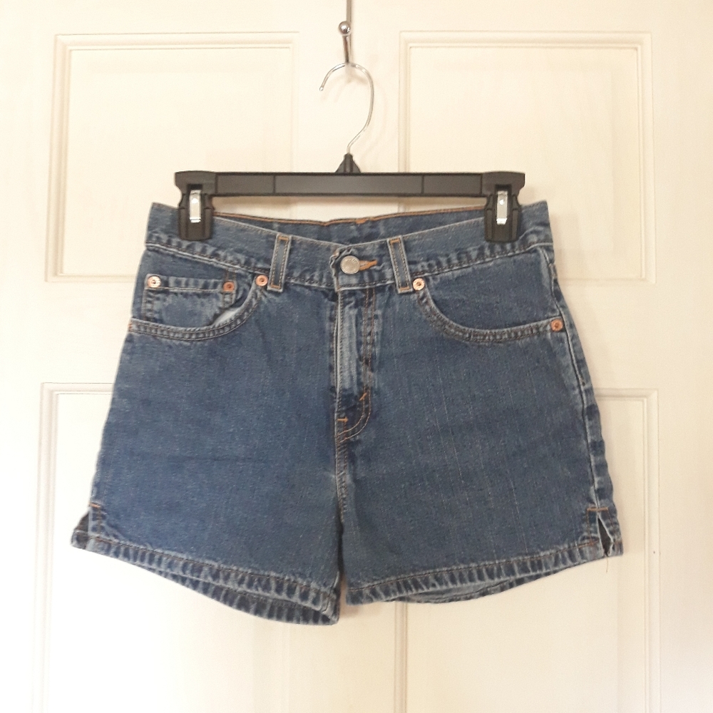 Levi jean shorts